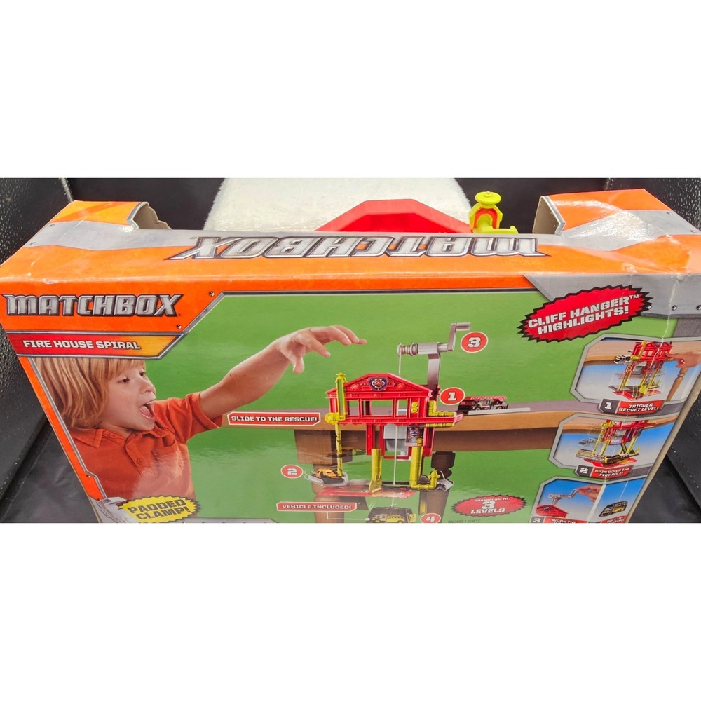 NIP Matchbox Cliff Hangers Fire Station‎ Play Set. Clamps On Tables-Cliff Hanger - Picture 9 of 9